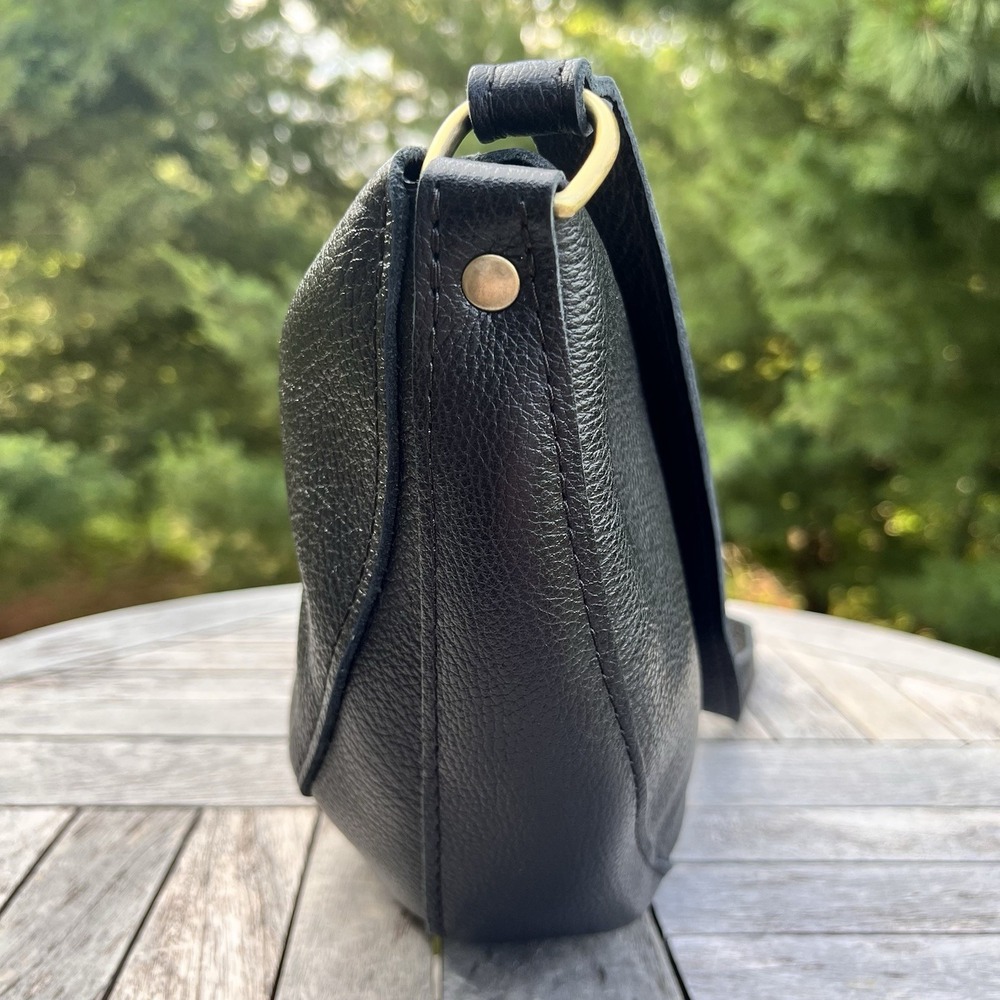 Portland Leather Goods Large Koala Sling Bag Crossbody Purse Black Pebbled - Picture 2 of 11